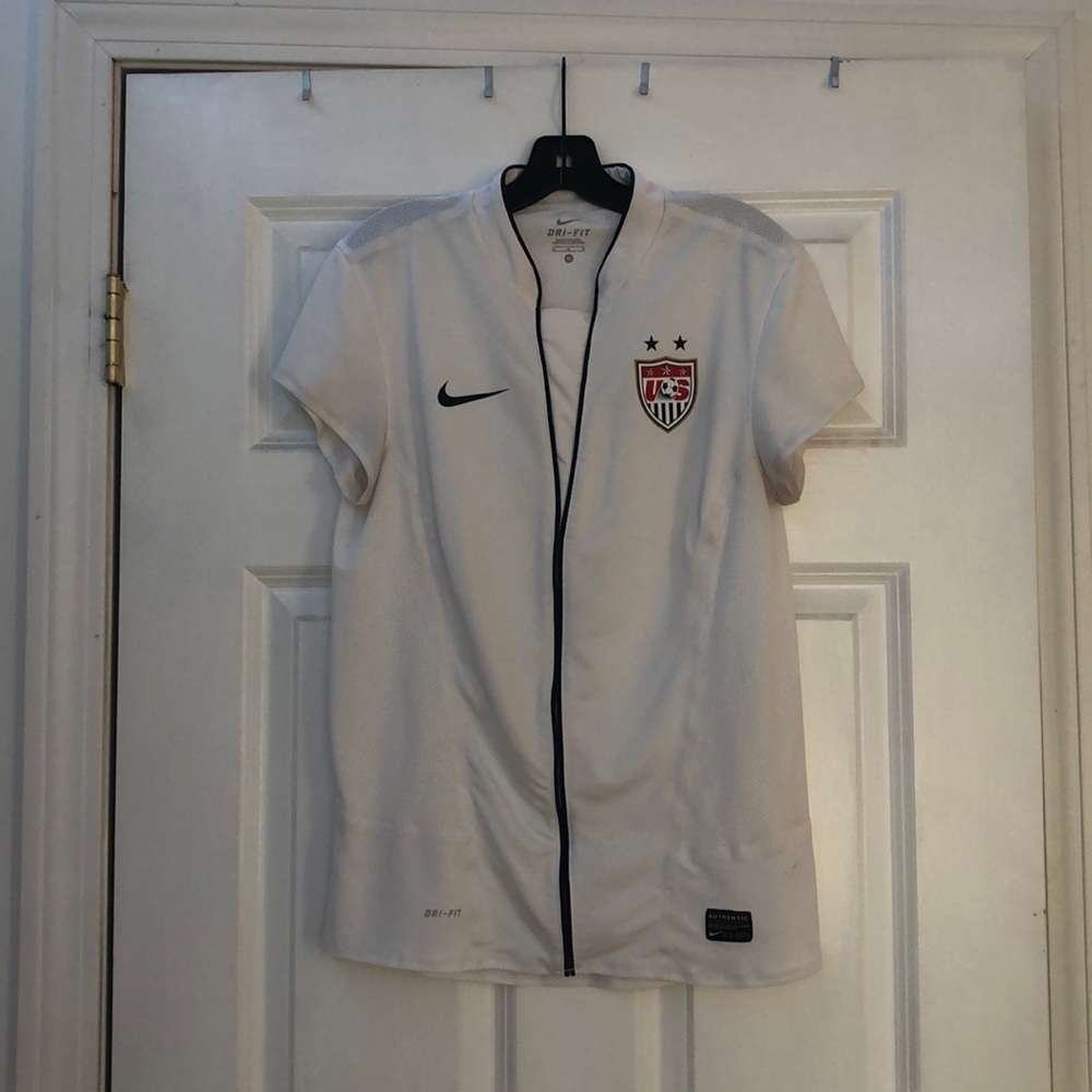 Women’s USA sports jersey